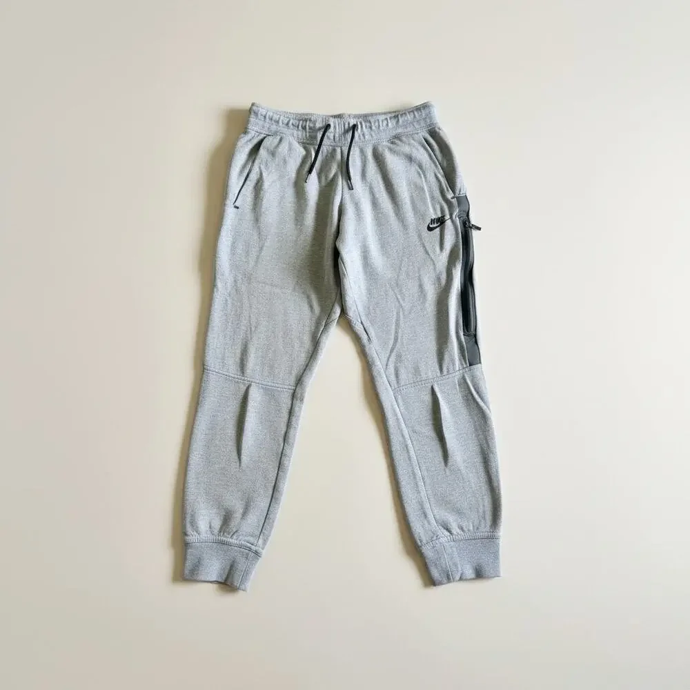 Nike sportswear tech